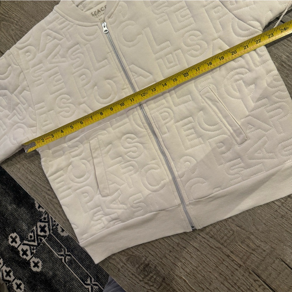 L*Space Altitude Jacket. - Picture 6 of 11